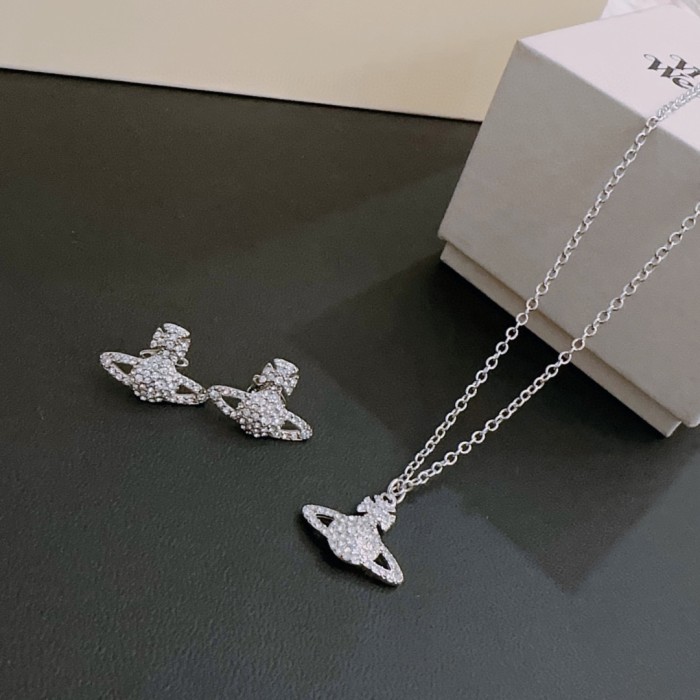 Jewelry vivienne westwood 88