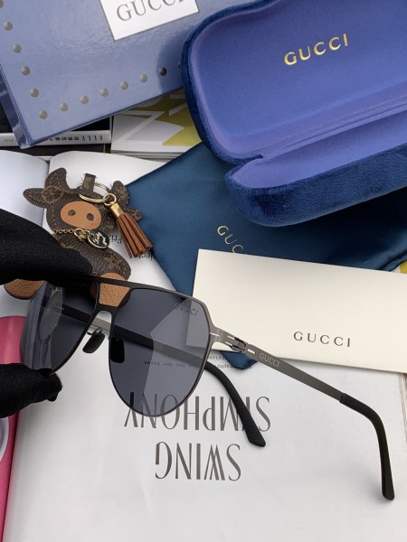 Sunglasses Gucci  G2731
