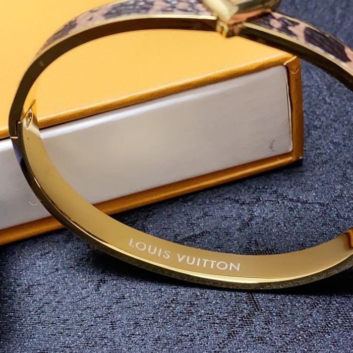 Jewelry Louis Vuitton 210