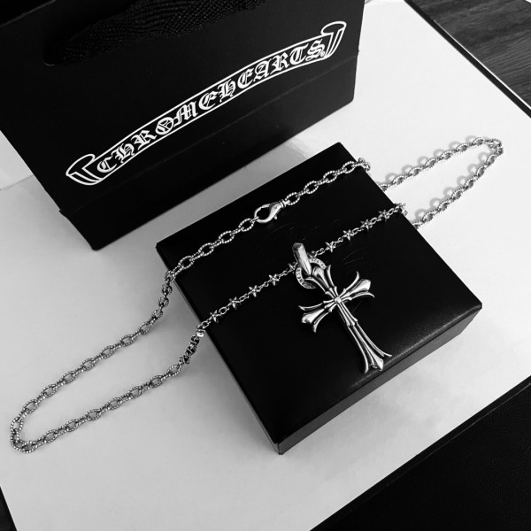 Jewelry chrome hearts 380