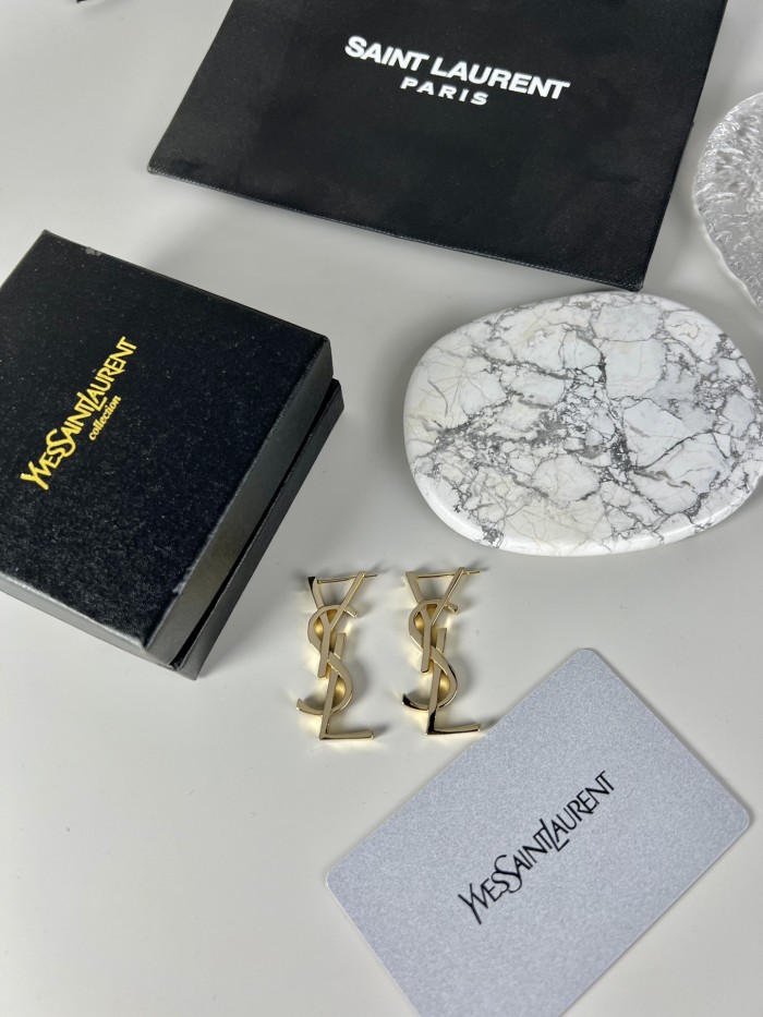 Jewelry yves saint laurent 85