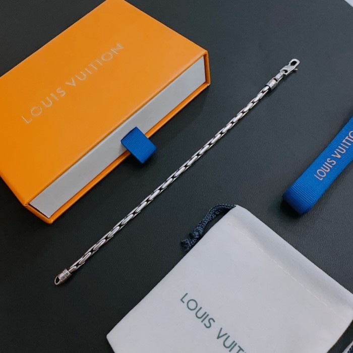 Jewelry Louis Vuitton 229