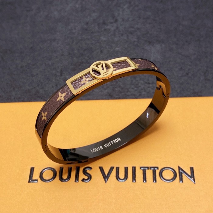 Jewelry Louis Vuitton 225