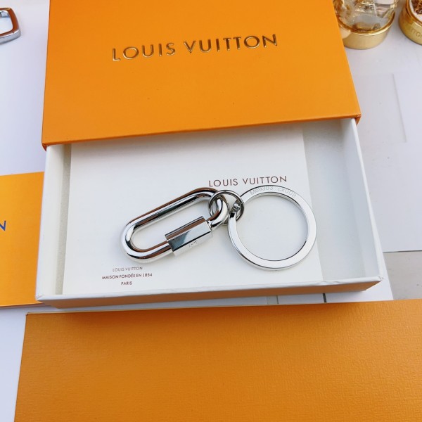 Jewelry Louis Vuitton 235