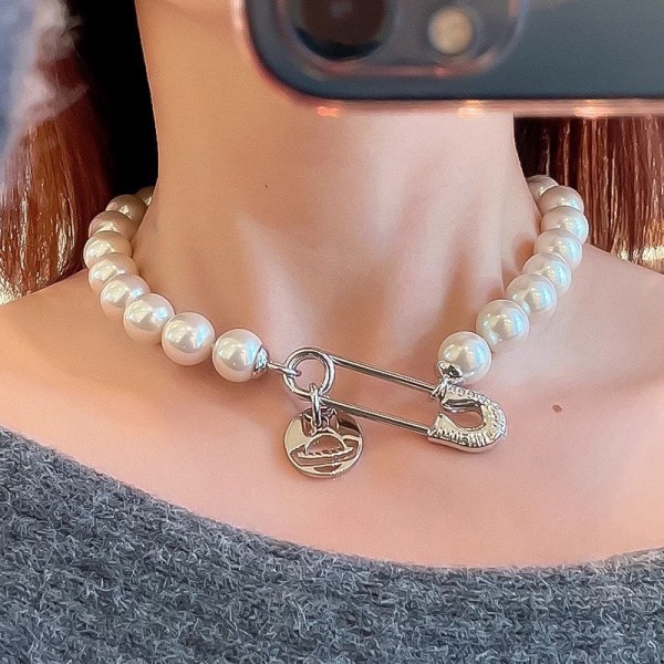 Jewelry vivienne westwood 100