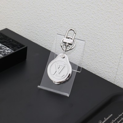 Jewelry Louis Vuitton 215