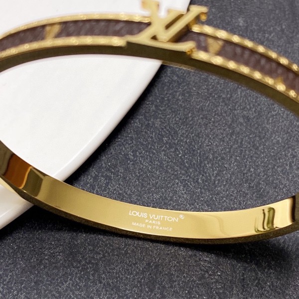 Jewelry Louis Vuitton 225