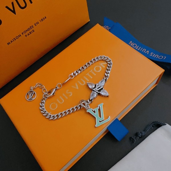Jewelry Louis Vuitton 228