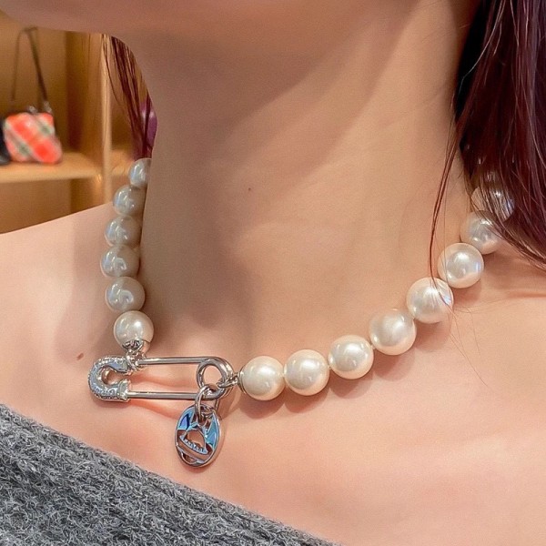 Jewelry vivienne westwood 100