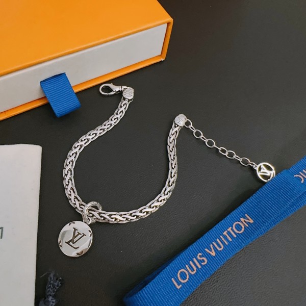 Jewelry Louis Vuitton 227