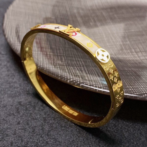 Jewelry Louis Vuitton 224