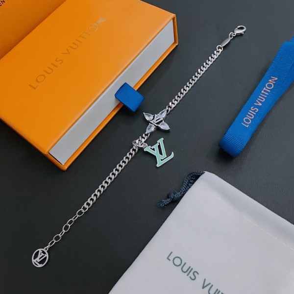 Jewelry Louis Vuitton 228