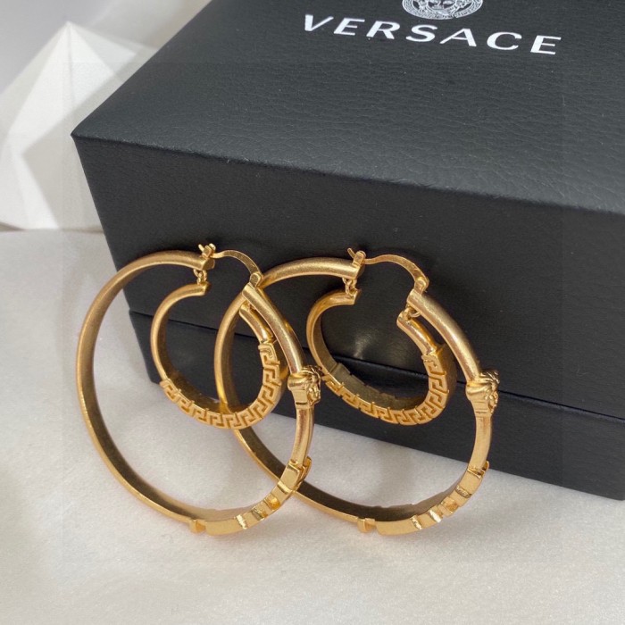 Jewelry Versace 34