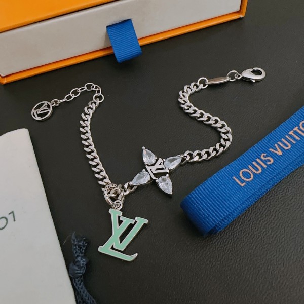Jewelry Louis Vuitton 228