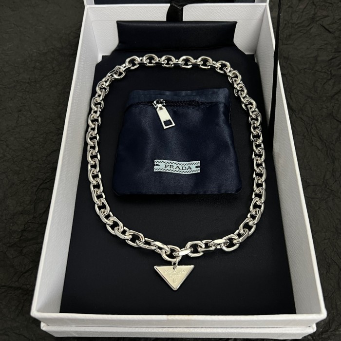 Jewelry Prada 29