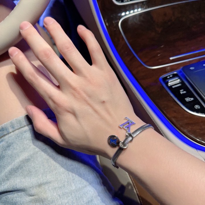 Jewelry Louis Vuitton 250