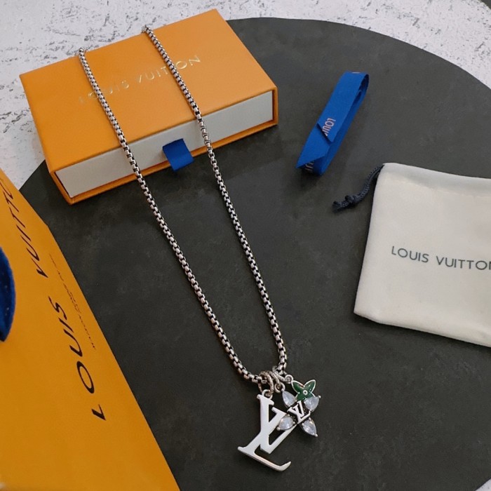 Jewelry Louis Vuitton 274