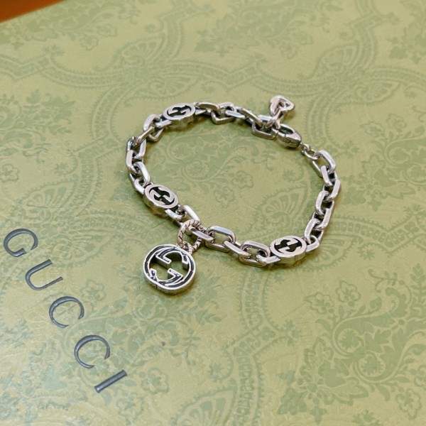 Jewelry Gucci 518