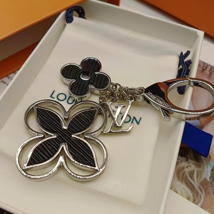 Jewelry Louis Vuitton 238