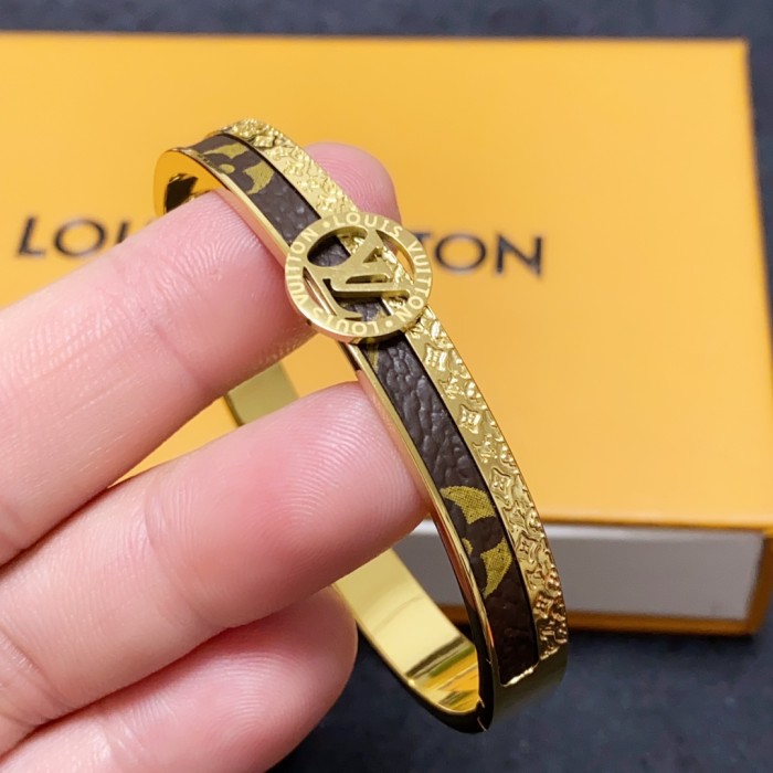 Jewelry Louis Vuitton 260