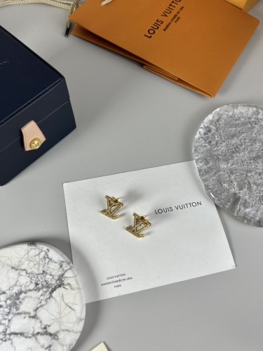 Jewelry Louis Vuitton 253