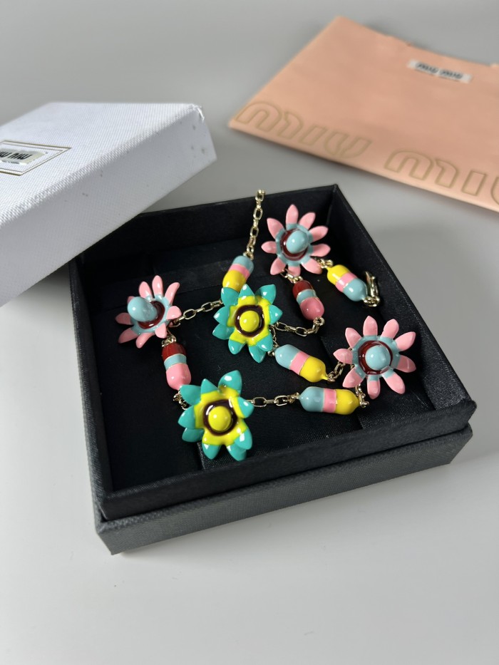 Jewelry miumiu 37