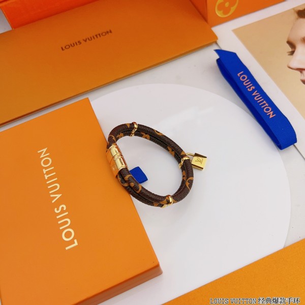 Jewelry Louis Vuitton 245