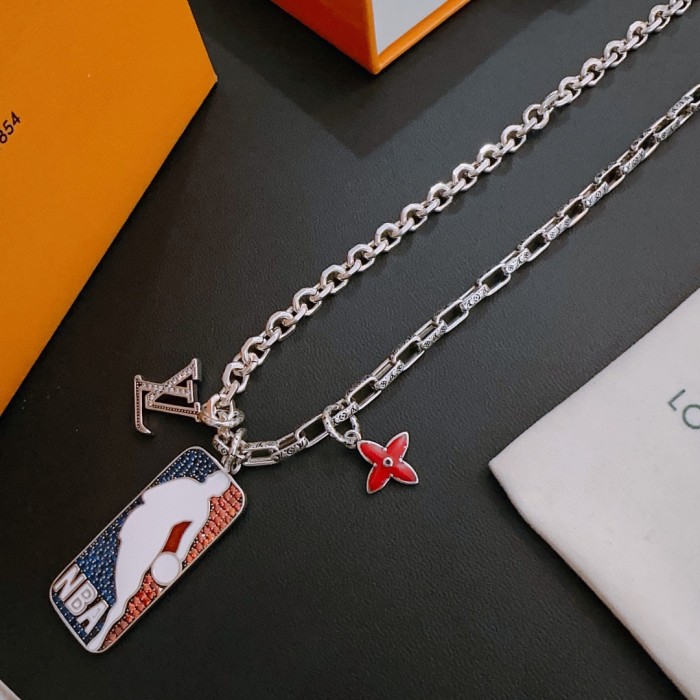 Jewelry Louis Vuitton 275