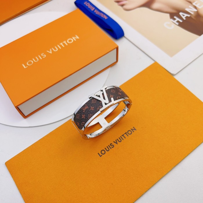 Jewelry Louis Vuitton 247