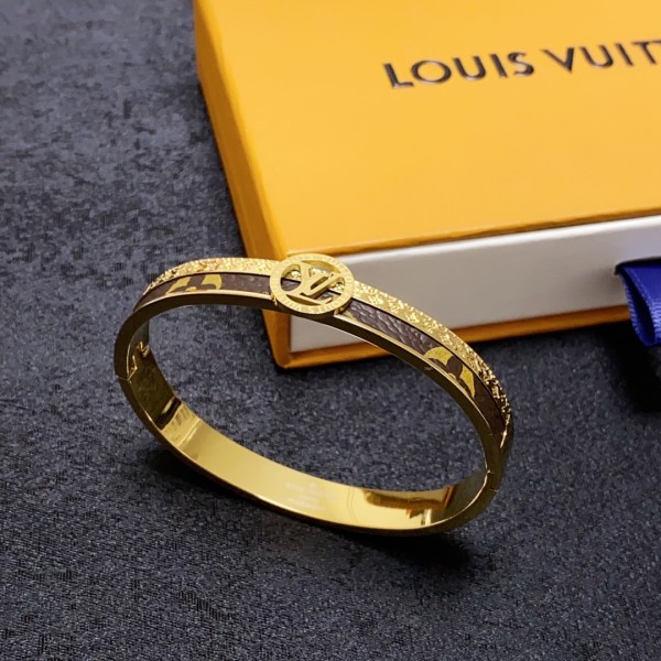 Jewelry Louis Vuitton 260
