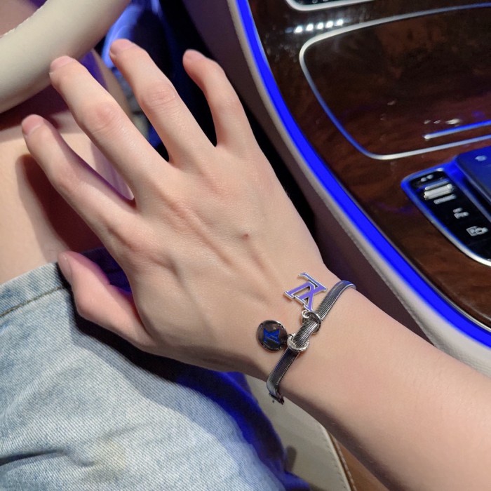 Jewelry Louis Vuitton 250