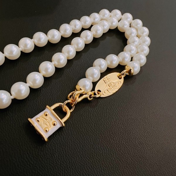 Jewelry vivienne westwood 110