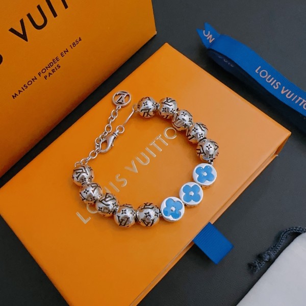 Jewelry Louis Vuitton 261