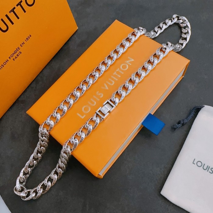 Jewelry Louis Vuitton 266