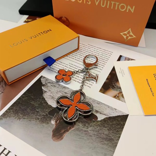 Jewelry Louis Vuitton 239