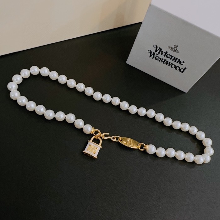 Jewelry vivienne westwood 110