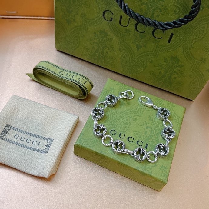 Jewelry Gucci 520