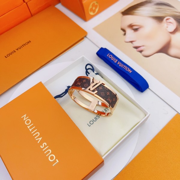 Jewelry Louis Vuitton 248