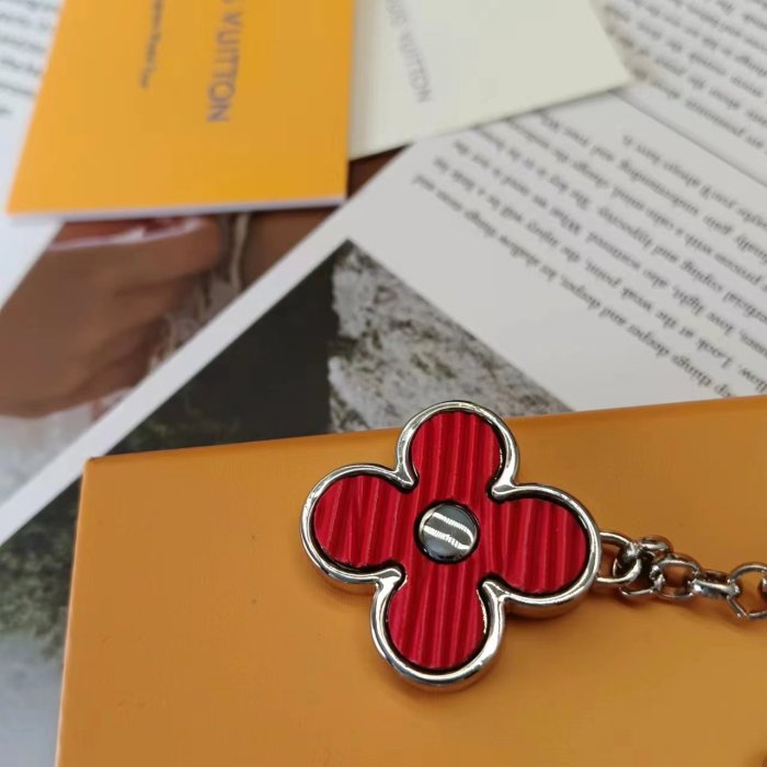 Jewelry Louis Vuitton 241