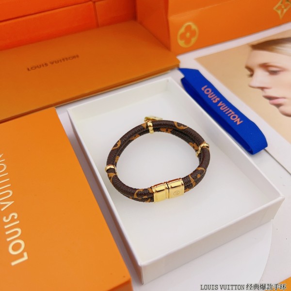 Jewelry Louis Vuitton 245