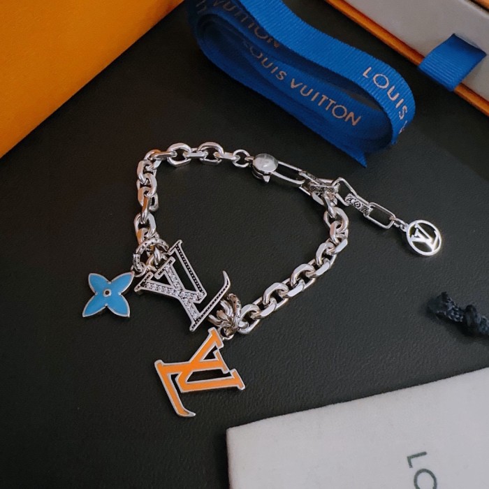 Jewelry Louis Vuitton 249