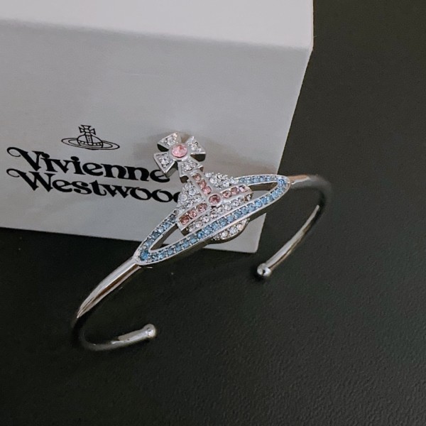 Jewelry vivienne westwood 108