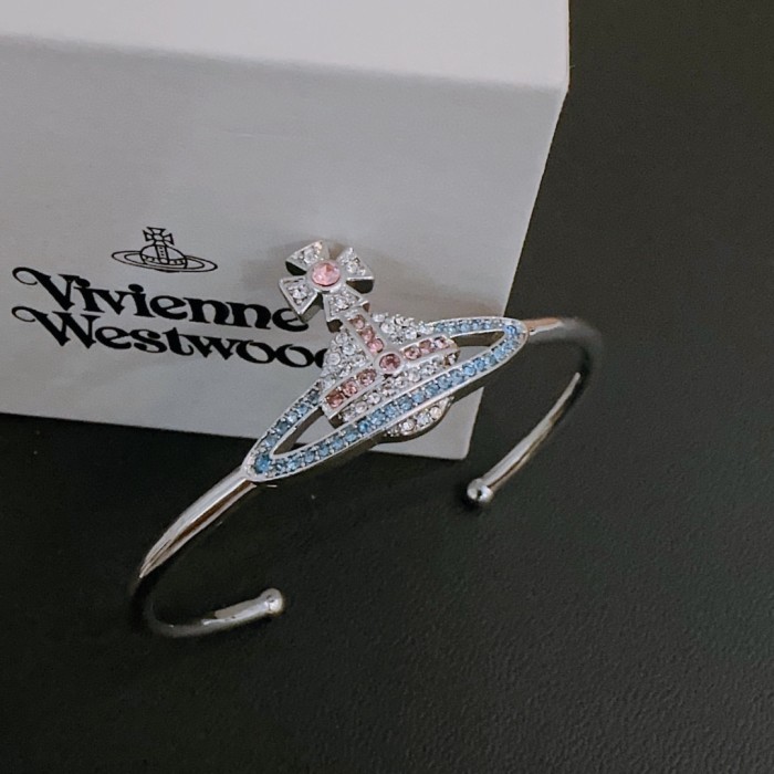 Jewelry vivienne westwood 108