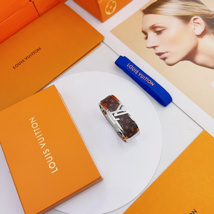 Jewelry Louis Vuitton 247