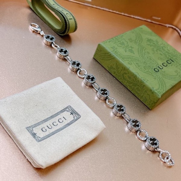 Jewelry Gucci 520