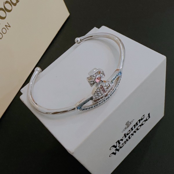 Jewelry vivienne westwood 108