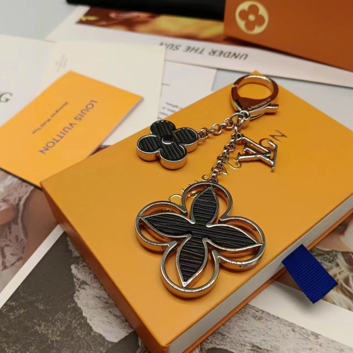 Jewelry Louis Vuitton 238