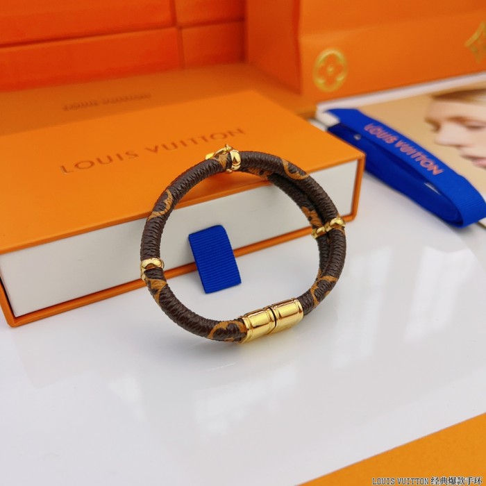 Jewelry Louis Vuitton 245