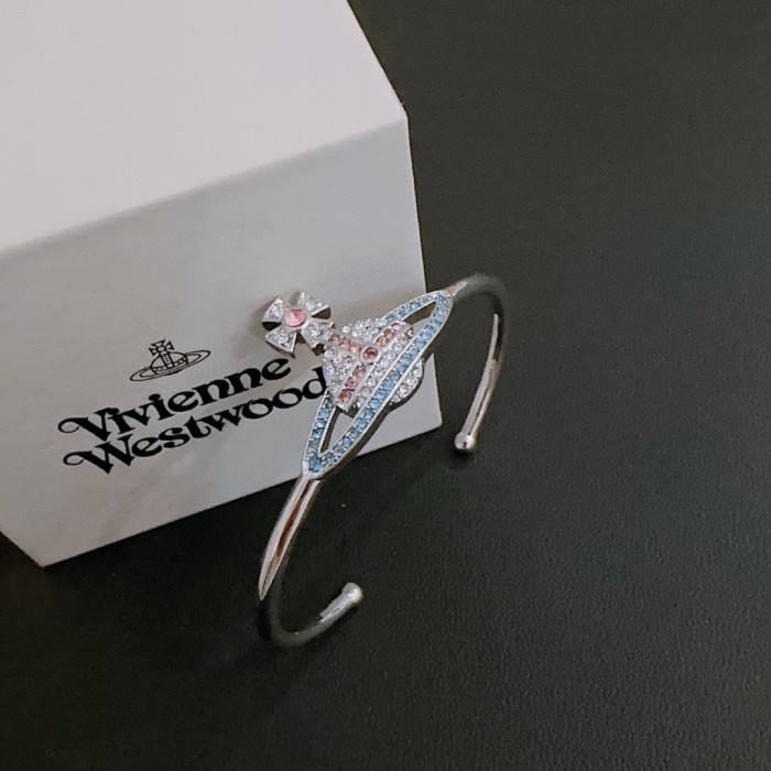 Jewelry vivienne westwood 108