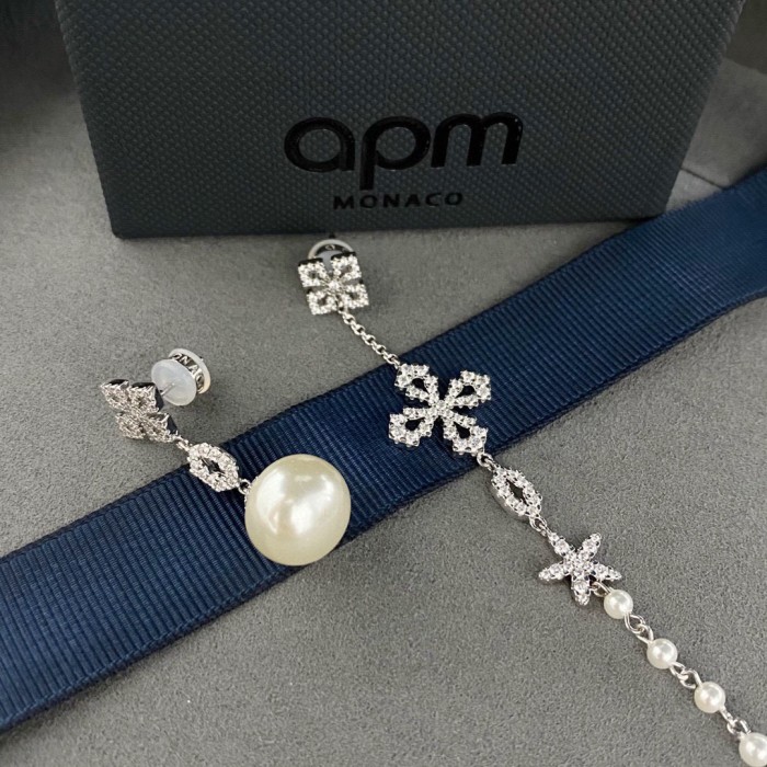 Jewelry APM 19